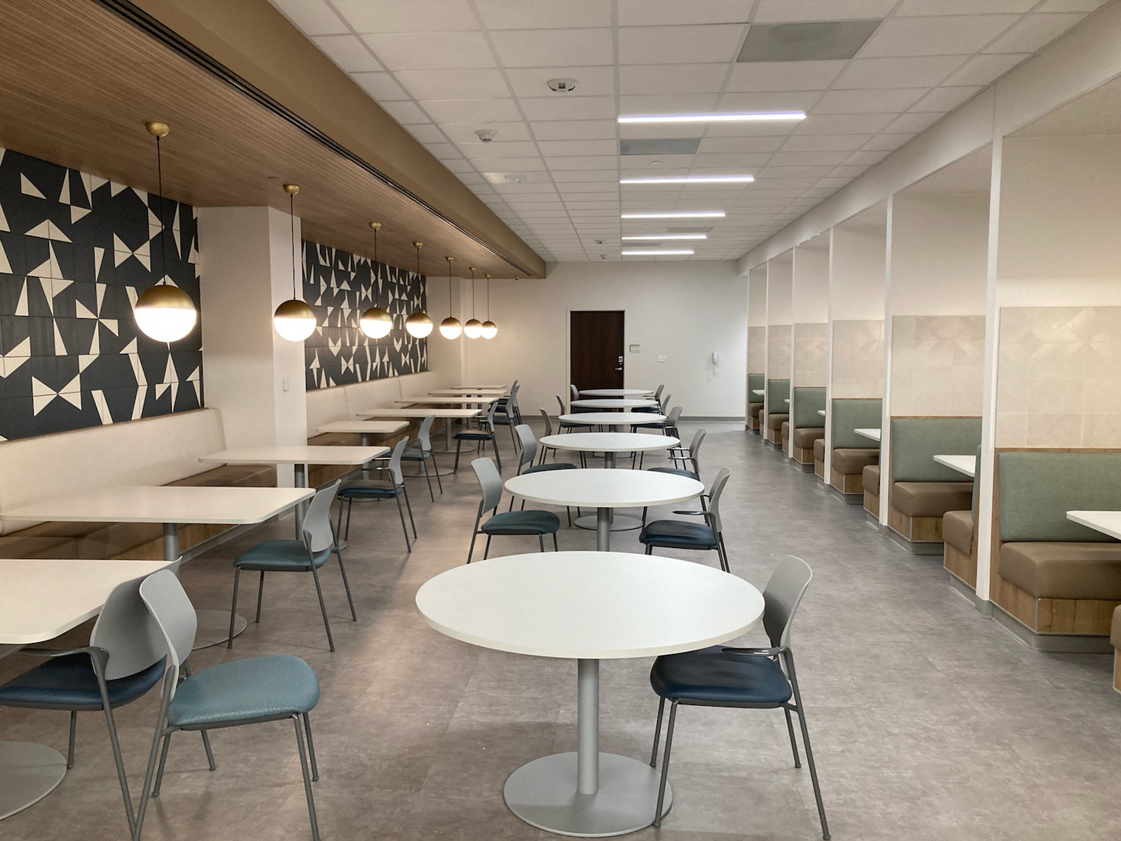 System_Electric_Texoma_Medical_Center-Dining_Hall_Booths_Denison_Texas